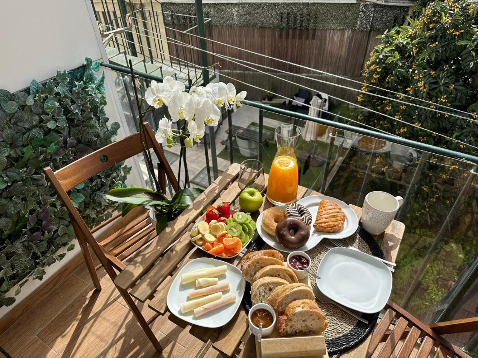 Quarto Aconchegante Com Janela E Vista Para Cidade Homestay Lisbon